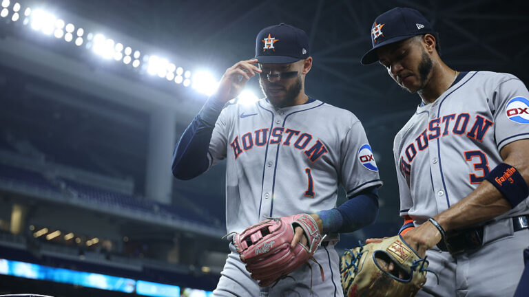 MIAMI, FL - AUGUST 05: Houston Astros shortstop Carlos Correa (1) and Houston Astros shortstop Jeremy Peña (3) enter the dugout in between innings during the game between the Houston Astros and the Miami Marlins on Tuesday, August 5, 2025 at loanDepot park in Miami, FL. (Photo by Peter Joneleit/Icon Sportswire via Getty Images)