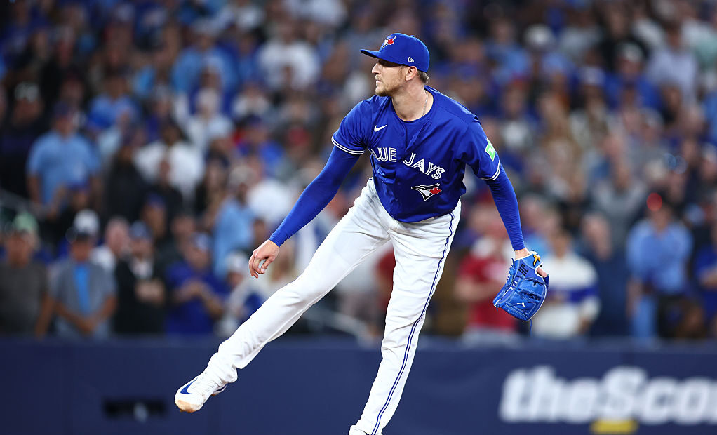 TORONTO, ON - AUGUST 27: Jeff Hoffman #23 of the Toronto Blue Jays pitches during a game against the Minnesota Twins at Rogers Centre on August 27, 2025 in Toronto, Ontario, Canada. (Photo by Vaughn Ridley/Getty Images)