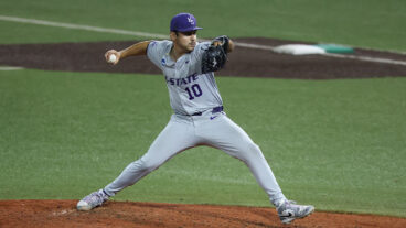 AUSTIN, TX - MAY 30: Kansas St. pitcher Blake Dean (10) pitches the ball during the NCAA Division I Regional game between Kansas State Wildcats and UTSA Roadrunners on May 30, 2025, at UFCU Disch-Falk Field in Austin, Texas. (Photo by David Buono/Icon Sportswire via Getty Images)
