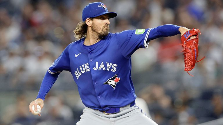 NEW YORK, NEW YORK - SEPTEMBER 05: Kevin Gausman #34 of the Toronto Blue Jays pitches during the first inning against the New York Yankees at Yankee Stadium on September 05, 2025 in New York City. (Photo by Jim McIsaac/Getty Images)