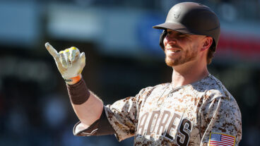 SAN DIEGO, CALIFORNIA - SEPTEMBER 28: Ryan O'Hearn #32 of the San Diego Padres celebrates after a single during the eighth inning against the Arizona Diamondbacks at Petco Park on September 28, 2025 in San Diego, California. (Photo by Meg McLaughlin/Getty Images)