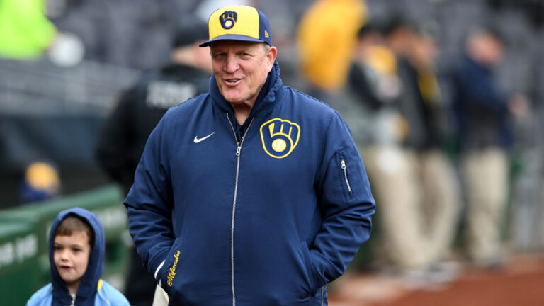 PITTSBURGH, PENNSYLVANIA - APRIL 25, 2024: Manager Pat Murphy #21 of the Milwaukee Brewers looks on prior to a game against the Pittsburgh Pirates at PNC Park on April 25, 2024 in Pittsburgh, Pennsylvania. (Photo by Nick Cammett/Diamond Images via Getty Images)