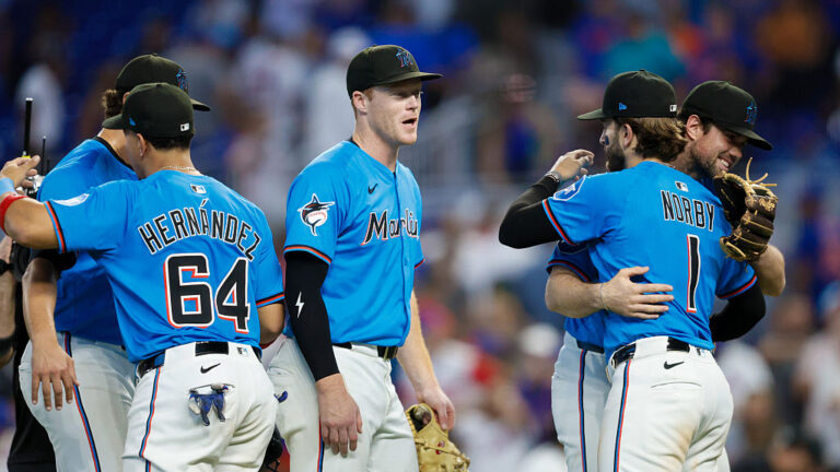 MIAMI, FL - SEPTEMBER 28: Miami Marlins players congratulate each other at the end of a MLS game between the Miami Marlins and the New York Mets on September 28, 2025 at LoanDepot Park in Miami, Florida.(Photo by Chris Arjoon/Icon Sportswire via Getty Images)