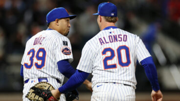 NEW YORK, NEW YORK - APRIL 17: Edwin Díaz #39 reacts with Pete Alonso #20 of the New York Mets during the ninth inning against the St. Louis Cardinals at Citi Field on April 17, 2025 in the Bronx borough of New York City. The Mets won 4-1. (Photo by Sarah Stier/Getty Images)