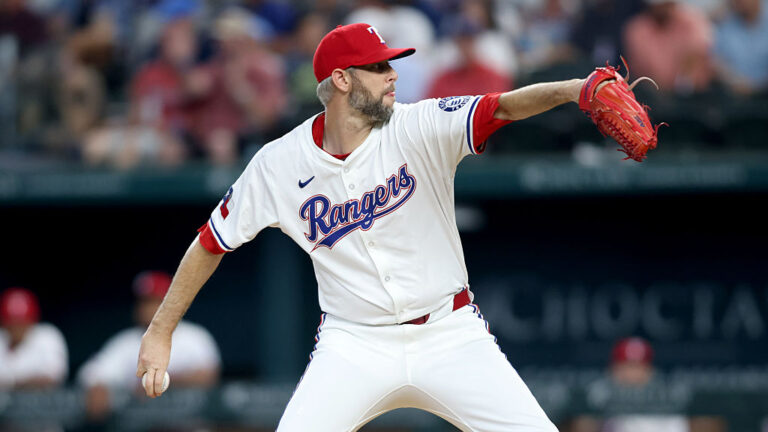 ARLINGTON, TEXAS - JUNE 28: Chris Martin #55 of the Texas Rangers pitches against the Seattle Mariners during the game at Globe Life Field on June 28, 2025 in Arlington, Texas. (Photo by Tim Heitman/Getty Images)