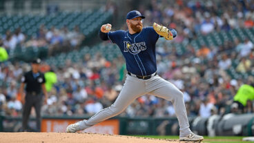 DETROIT, MICHIGAN - JULY 09, 2025: Zack Littell #52 of the Tampa Bay Rays throws a pitch during the first inning against the Detroit Tigers at Comerica Park on July 09, 2025 in Detroit, Michigan. (Photo by George Kubas/Diamond Images via Getty Images)