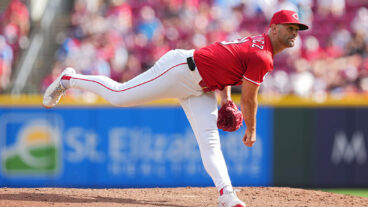 CINCINNATI, OHIO - SEPTEMBER 21: Nick Martinez #28 of the Cincinnati Reds throws during a baseball game against the Chicago Cubs at Great American Ball Park on September 21, 2025 in Cincinnati, Ohio. (Photo by Jeff Dean/Getty Images)