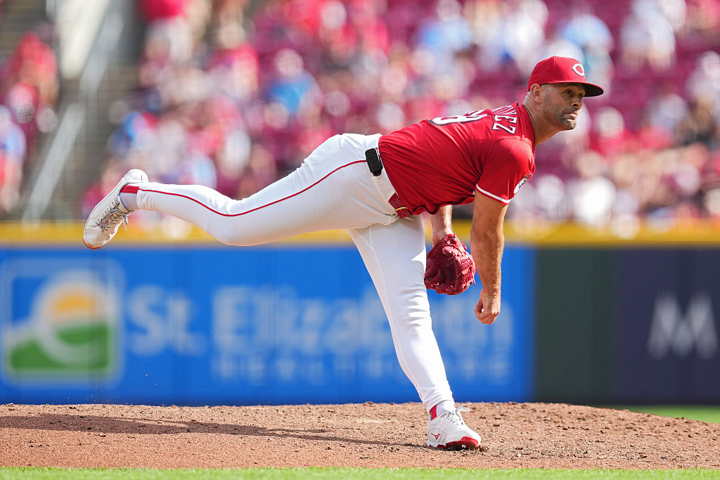 CINCINNATI, OHIO - SEPTEMBER 21: Nick Martinez #28 of the Cincinnati Reds throws during a baseball game against the Chicago Cubs at Great American Ball Park on September 21, 2025 in Cincinnati, Ohio. (Photo by Jeff Dean/Getty Images)