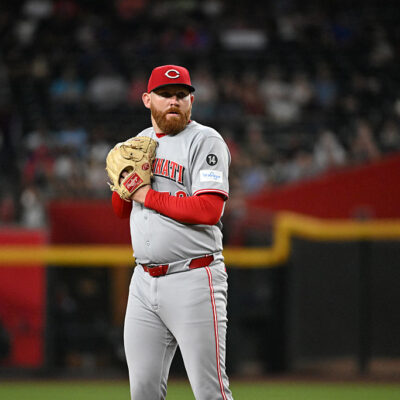 PHOENIX, ARIZONA - AUGUST 22: Zack Littell #52 of the Cincinnati Reds delivers a pitch against the Arizona Diamondbacks at Chase Field on August 22, 2025 in Phoenix, Arizona. (Photo by Norm Hall/Getty Images)