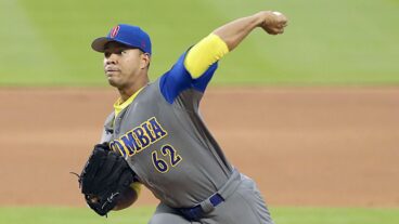 Colombia's Jose Quintana pitches in the first inning against the United States in the World Baseball Classic's opening round pool C at Marlins Park in Miami on Friday, March 10, 2017. (Pedro Portal/El Nuevo Herald/Tribune News Service via Getty Images)