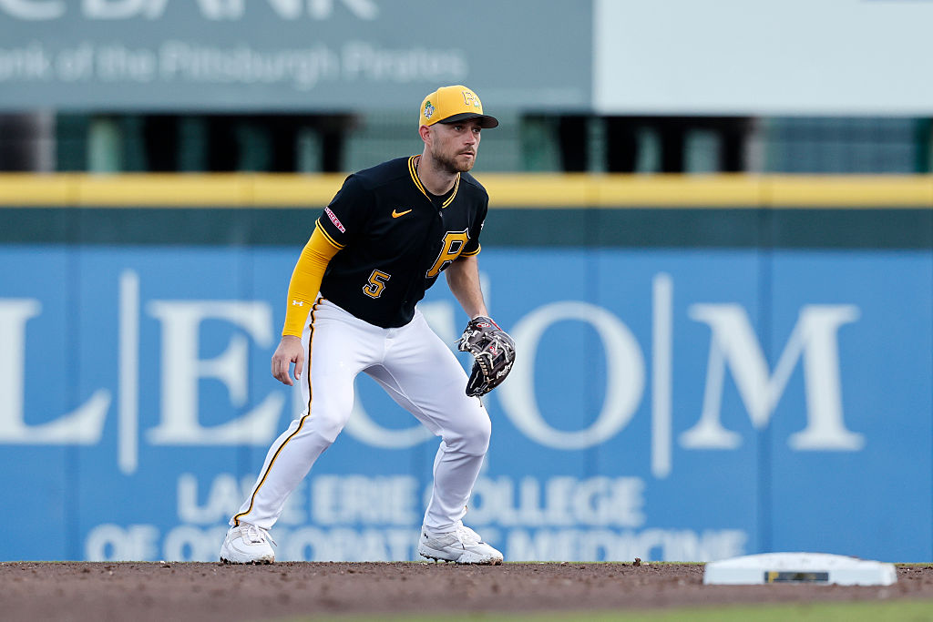 BRADENTON, FL - MARCH 02: Brandon Lowe (5) of the Pittsburgh Pirates fields his position at second base during a spring training game against the Tampa Bay Rays on March 02, 2026 at LECOM Park in Bradenton, Florida. (Photo by Joe Robbins/Icon Sportswire via Getty Images)