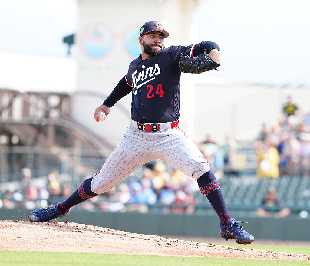 BRADENTON, FL - FEBRUARY 26: Minnesota Twins pitcher Simeon Woods Richardson (24) throws a pitch against the Pittsburg Pirates on February 26, 2026, at LECOM Park in Bradenton, Florida. (Photo by Brian Spurlock/Icon Sportswire via Getty Images)
