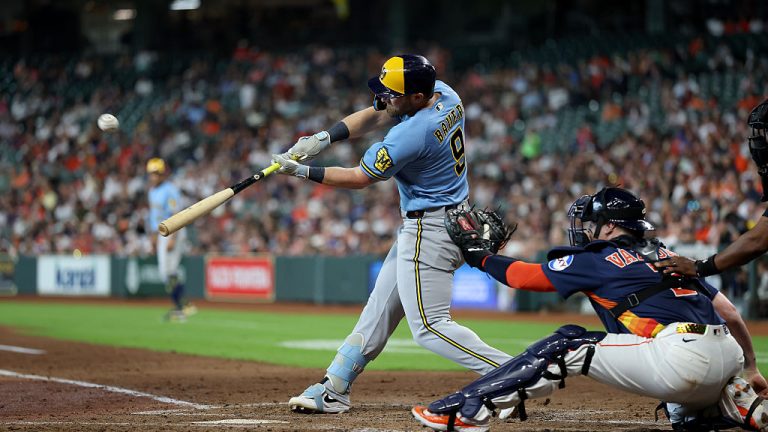 HOUSTON, TEXAS - MAY 31: Jake Bauers #9 of the Milwaukee Brewers hits a two-run home run in the fourth inning against the Houston Astros at Daikin Park on May 31, 2026 in Houston, Texas. (Photo by Tim Warner/Getty Images)