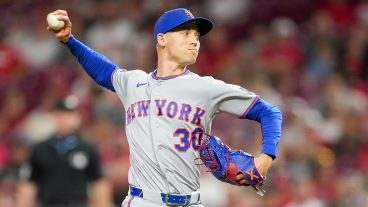 CINCINNATI, OHIO - JUNE 16: Luke Weaver #30 of the New York Mets pitches in the eighth inning against the Cincinnati Reds at Great American Ball Park on June 16, 2026 in Cincinnati, Ohio. (Photo by Dylan Buell/Getty Images)