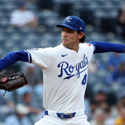 KANSAS CITY, MISSOURI - AUGUST 18: Starting pitcher Daniel Lynch IV #41 of the Kansas City Royals pitches during the 1st inning of the game against the Athleticsat Kauffman Stadium on August 18, 2026 in Kansas City, Missouri. (Photo by Jamie Squire/Getty Images)