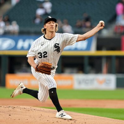 CHICAGO, IL - SEPTEMBER 10: Hagen Smith #32 of the Chicago White Sox pitches during the game between the Pittsburgh Pirates and the Chicago White Sox at Rate Field on Thursday, September 10, 2026 in Chicago, Illinois. (Photo by Lawrence Brown/MLB Photos via Getty Images)